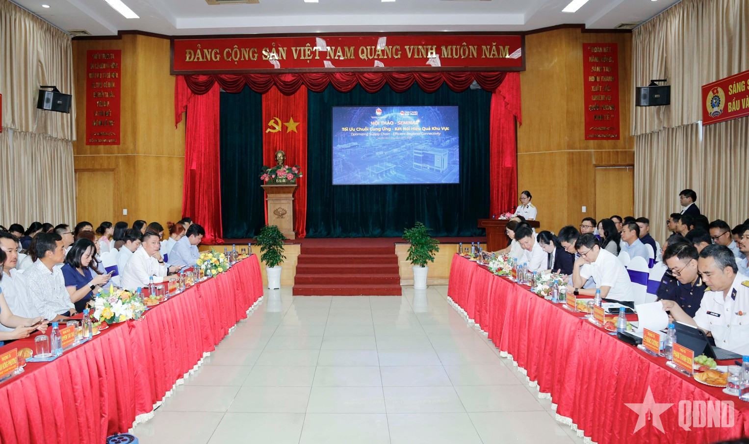 Tối ưu hóa chuỗi cung ứng tại khu vực cảng Tân Cảng Hiệp Phước